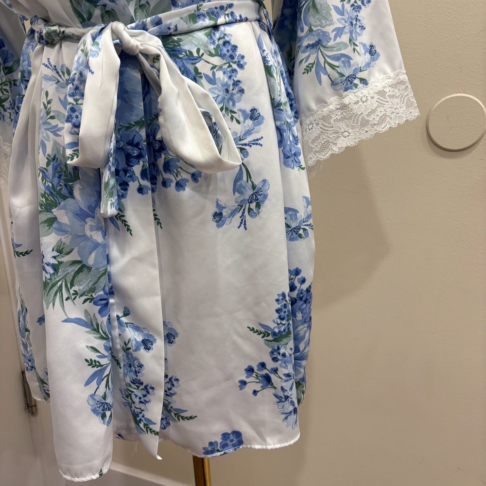 Flora Nikrooz 3pc Satin Pajama Set‎ Robe Camisole Shorts Blue Floral Medium New - Picture 11 of 16
